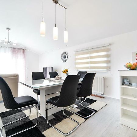 Apartman Novokmet-Crno Екстер'єр фото